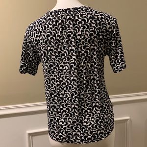 Black and white patterned short sleeved blouse